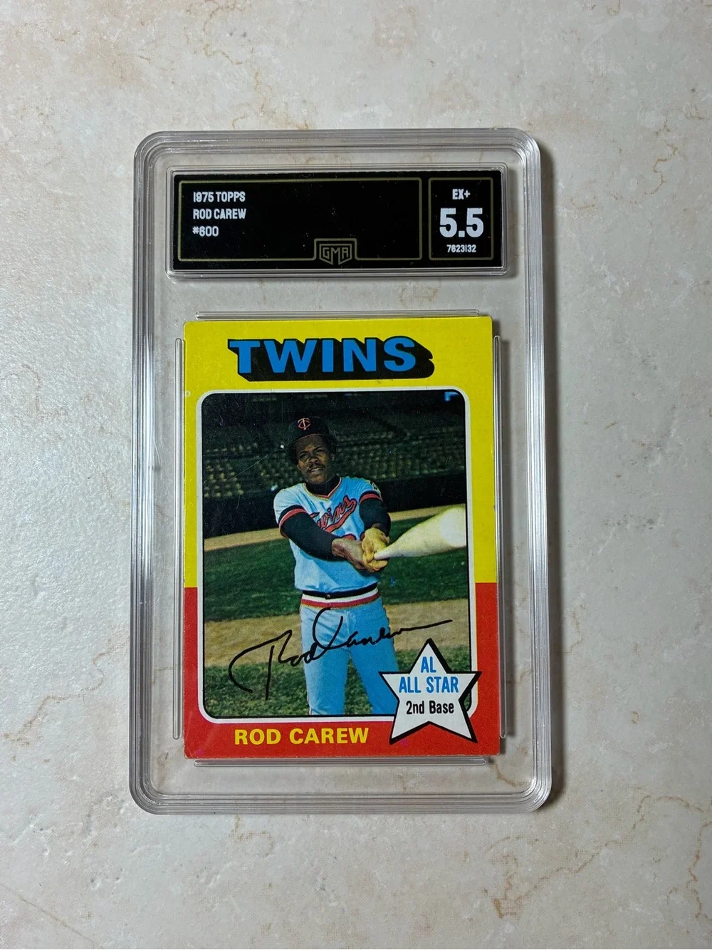 Rod Carew 1975 Topps Twins Baseball Card #600 GMA 5.5+